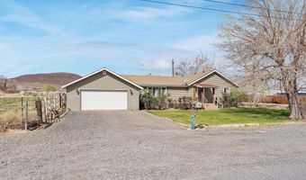 325 Stock Ln, Fernley, NV 89408