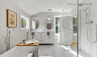30 Paul Revere Rd, Acton, MA 01720