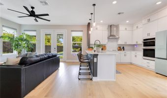 1127 W HARVARD St, Orlando, FL 32804