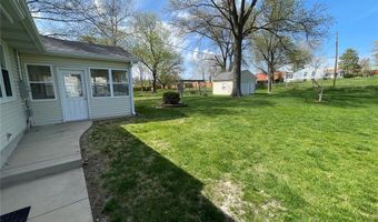 433 Essen Ln, Ballwin, MO 63021