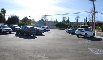 17620 Ventura Blvd, Encino, CA 91316