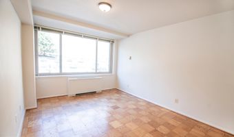 1210 N TAFT St 201, Arlington, VA 22201