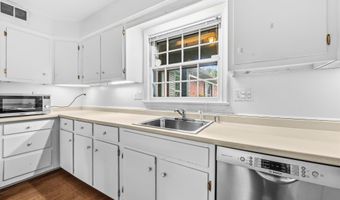 5605 ALTA VISTA Rd, Bethesda, MD 20817