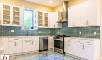 372 Foxboro Dr, Avon, IN 46123