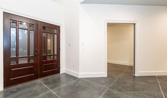 1804 River Pointe Dr, Albany, GA 31701