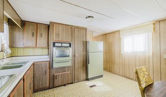 418 Cinnabar Ave, Elko, NV 89801