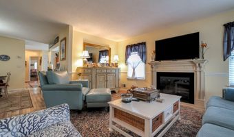 13 Sequoia Ct, Barnegat, NJ 08005