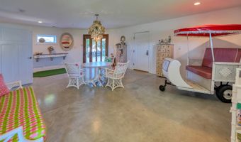 205 E SAVANNAH Rd, Lewes, DE 19958