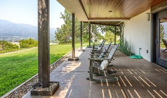 1440 E Nevada St, Ashland, OR 97520