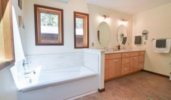 2175 Tolman Creek Rd, Ashland, OR 97520