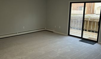 111 Sutton Pl 111, Bloomfield, CT 06002