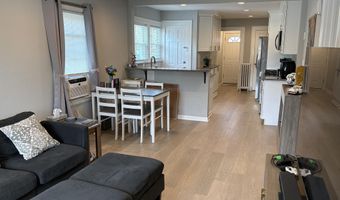 154 8th St A, Belford, NJ 07718