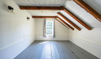 1199 Goss Hill Rd, Barnet, VT 05821