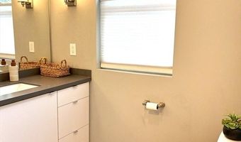408 E 8th St 3A, Boston, MA 02127