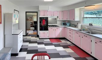 1219 Connecticut St, Aliquippa, PA 15001