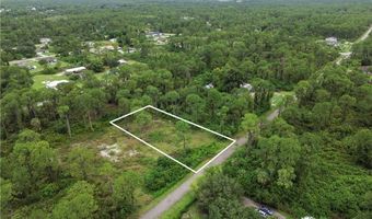 2005 Columbus Ave, Alva, FL 33920