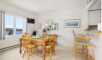 306 America, Newport, RI 02840