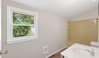 1203 Superior Dr, Auburn, IN 46706