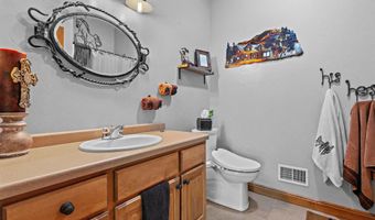 N3224 FEATHER RIDGE Drive, Appleton, WI 54913