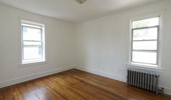 573 AVENUE E 4, Bayonne, NJ 07002