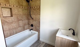7554 S Farris Rd, Atoka, OK 74525
