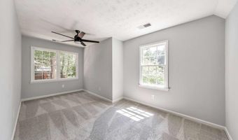 4929 Willow Crk, Woodstock, GA 30188