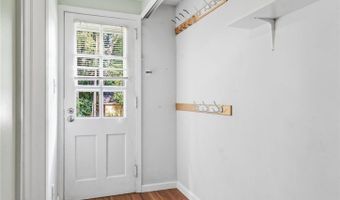 102 Winston Rd, Akron, OH 44313