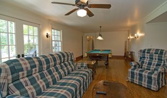 90 Taylor Ln, Alderson, WV 24910