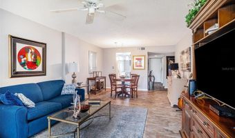 2800 COVE CAY Dr 4F, Clearwater, FL 33760