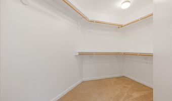 20870 YOSEMITE St NE, Aurora, OR 97002