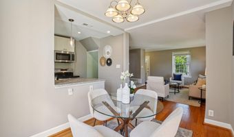 4819 28TH St S B, Arlington, VA 22206