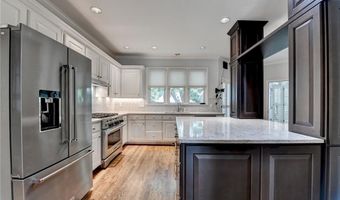 5970 Rachel Rdg, Peachtree Corners, GA 30092