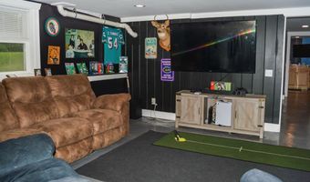 16 Vilas Rd, Alstead, NH 03602