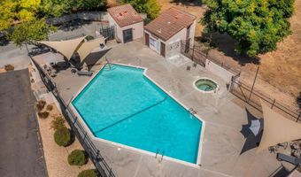 2092 Golden Circle Dr, Escondido, CA 92026