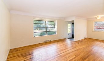 1420 Hatcher Cres, Ann Arbor, MI 48103