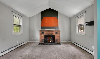 2 Sequoia Dr, Cromwell, CT 06416