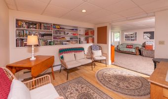 36 Sevigny Dr, Alfred, ME 04002