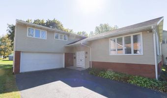 8 Sawyer Pl, Albany, NY 12208