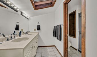11 Spruce Mountain Trl, Danbury, CT 06810