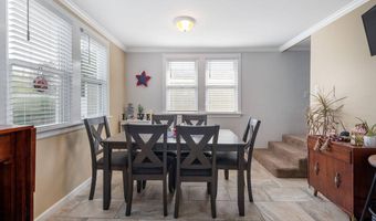 113 Chapel Pl, Amsterdam, NY 12010