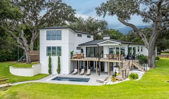 2102 Bay St, Beaufort, SC 29902