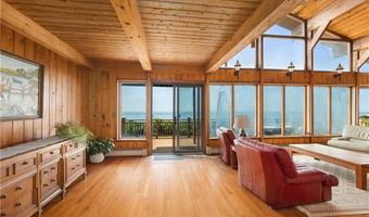 1035 Mohegan Trl, Block Island, RI 02807