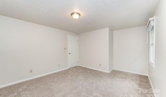 7008 Wannamaker Ln, Charlotte, NC 28226
