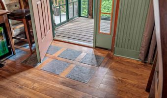 384 West St, Braintree, VT 05060