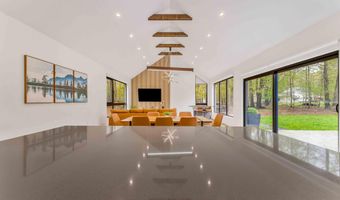 72 Keats Ln, Albrightsville, PA 18210