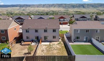 6866 Umpqua River Rd, Casper, WY 82604