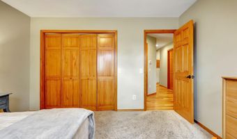 6402 Lone Tree Cir, Anchorage, AK 99507
