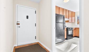 10631 WEYMOUTH St 10631, Bethesda, MD 20814