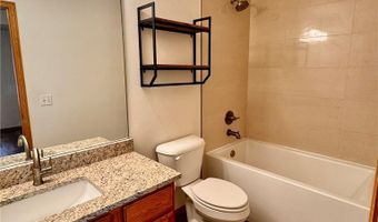 19 Holly Dr A, Bentonville, AR 72712