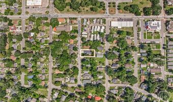 1917 Harrison St, Savannah, GA 31404